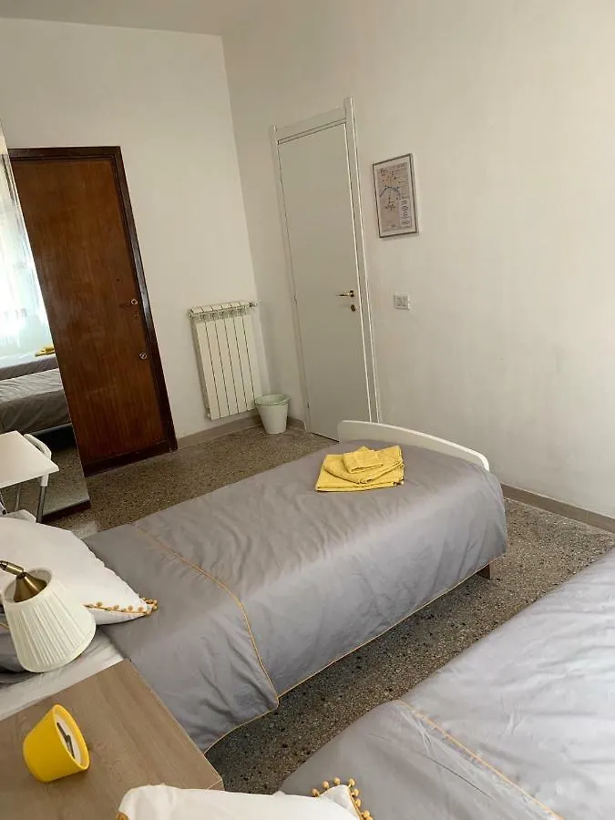 Station & Airport Hotel Pisa 0*,  Italy
