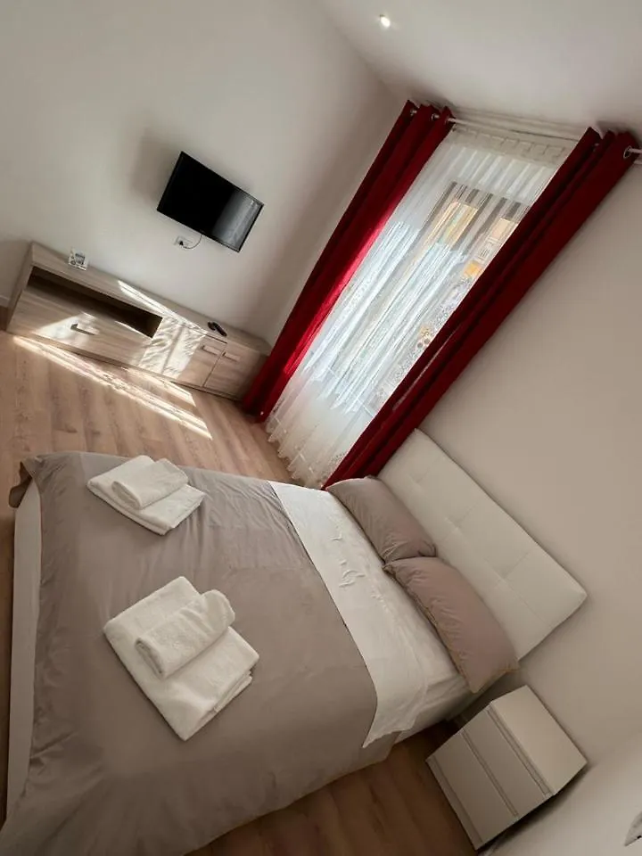 Affittacamere Hotel Station & Airport Pisa